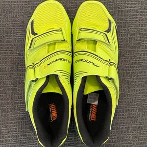 Muddyfox men’s spin shoes (works on peloton)